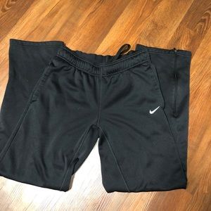 Nike Therma-Fit Sweatpants w/ Pockets 🌼 2 for $25